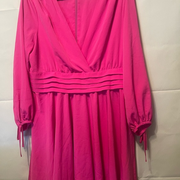 ELIZA J, Vibrant Pink dress with Ruffle Sleeve - Picture 8 of 11